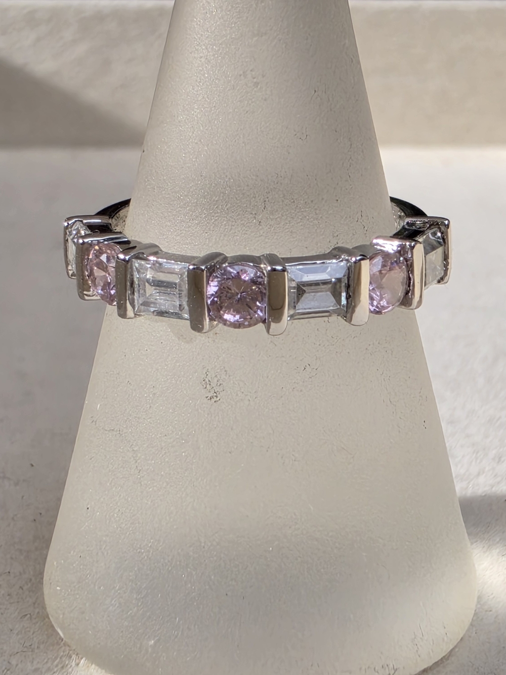 925 Sterling Silver Pink & Clear CZ Baguette Band Ring • Size 7 • 2.57g